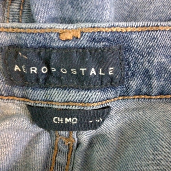 Aeropostale Womens Sz 4 REG Distressed Destroyed Trashed Frayed Denim Blue Jeans - Picture 6 of 7